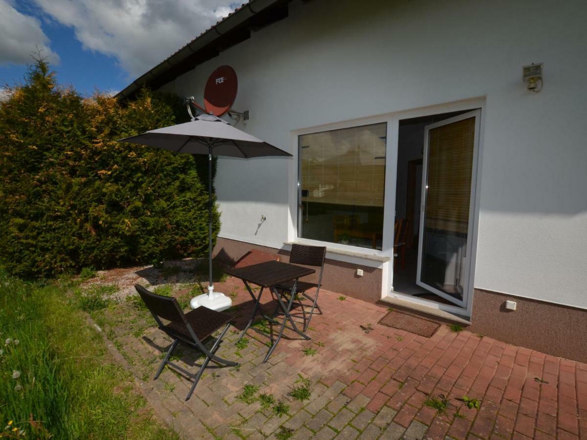 Apartment In Bohemian With Private Terrace Dolni Lanov Екстериор снимка